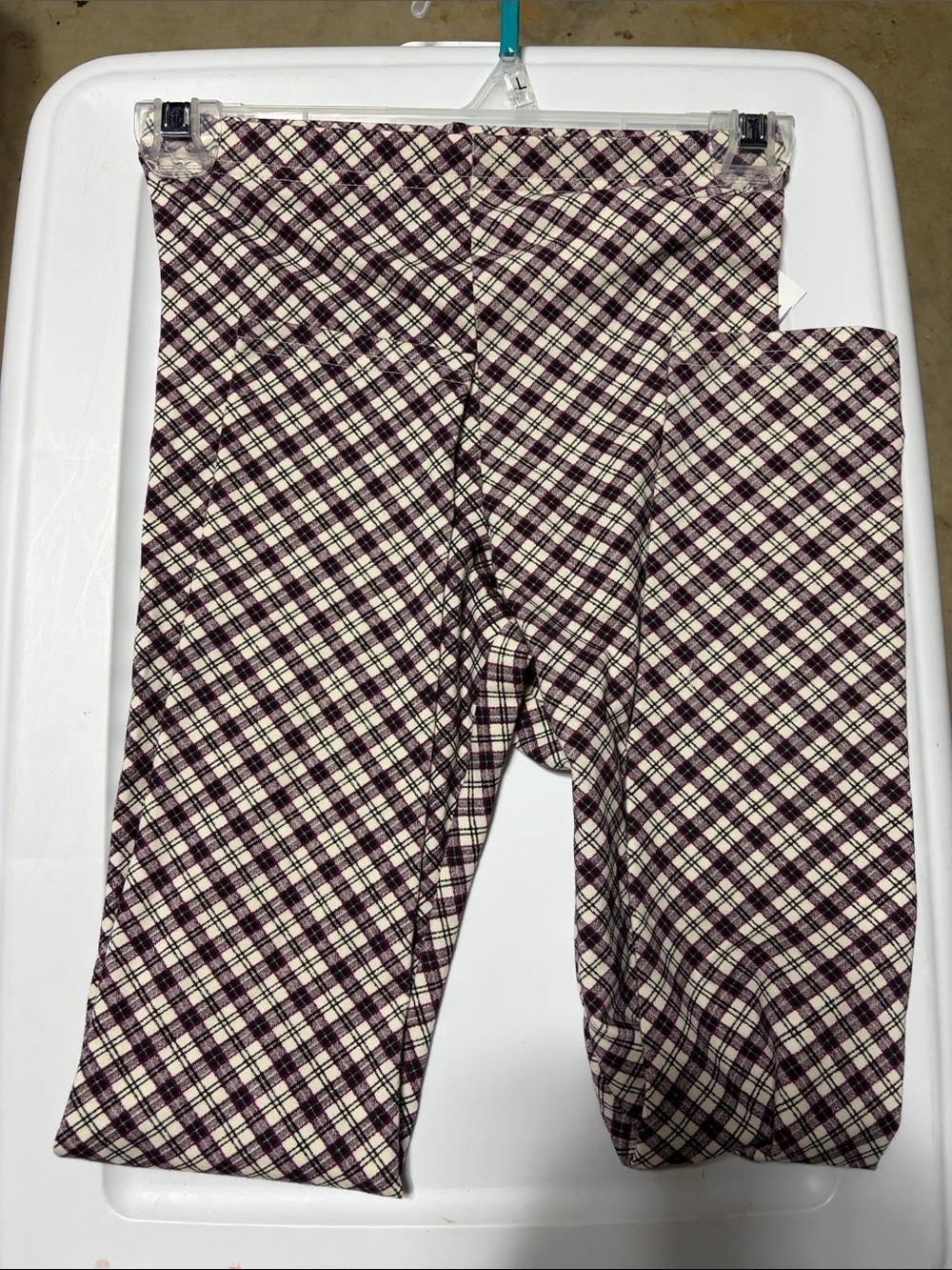 Old Navy Girls Plaid Kids Leggings - Cream, Black & Red - New with Tags